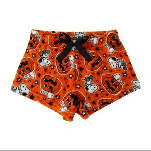 Halloween snoopy shorts